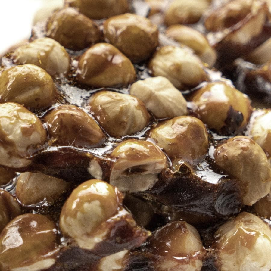 Praline and roasted hazelnuts, Belvedere 10 tasting note: praline and dark cacao