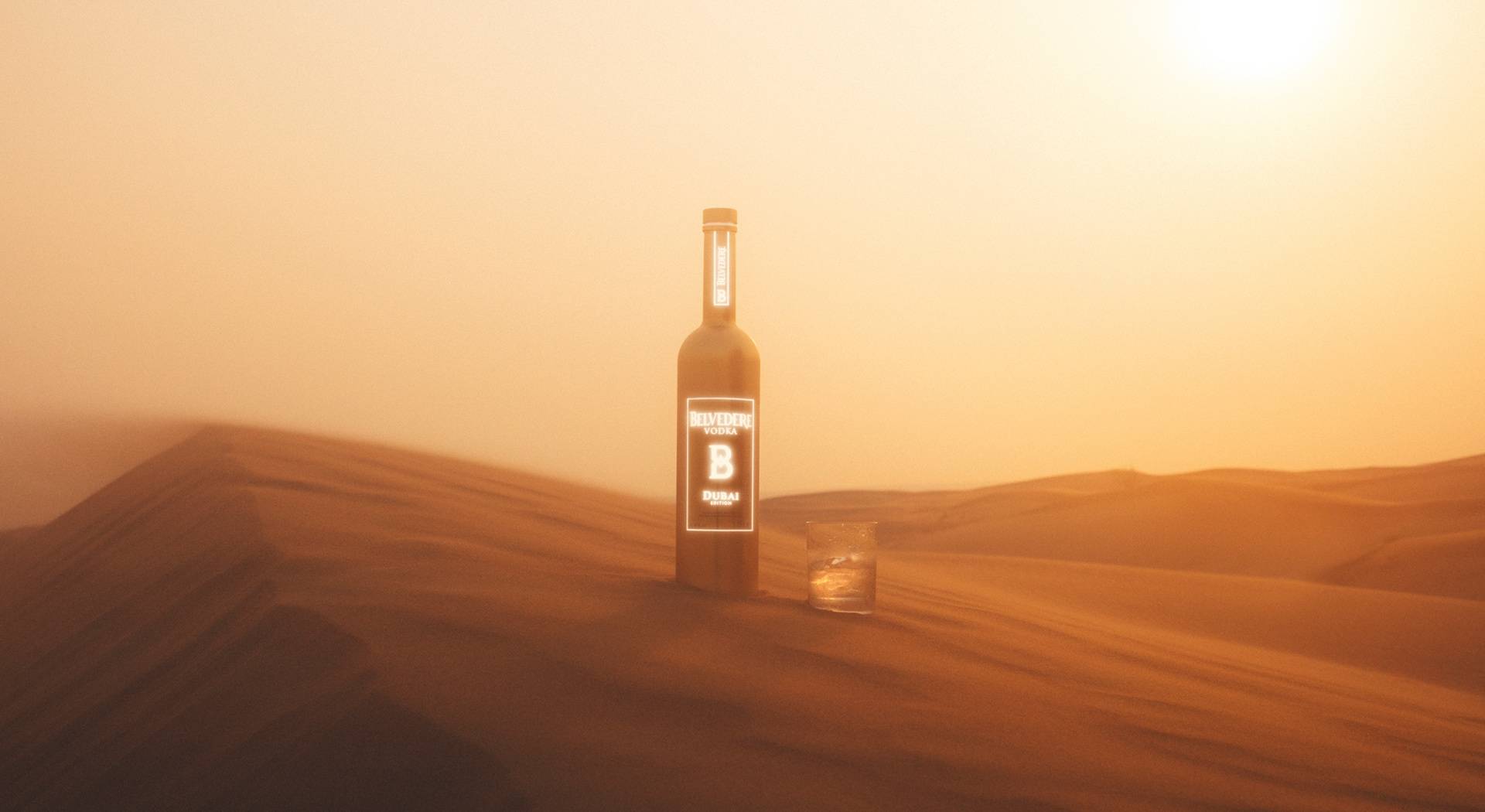 Dubai standing bottle